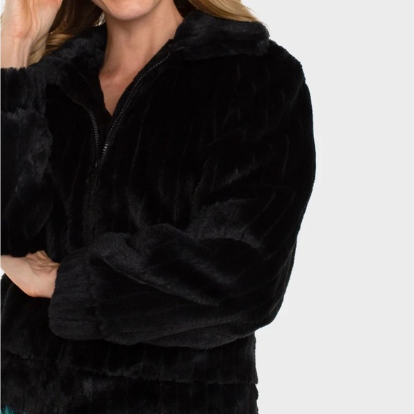 Liverpool Black Teddy Jacket - Picture 2 of 3